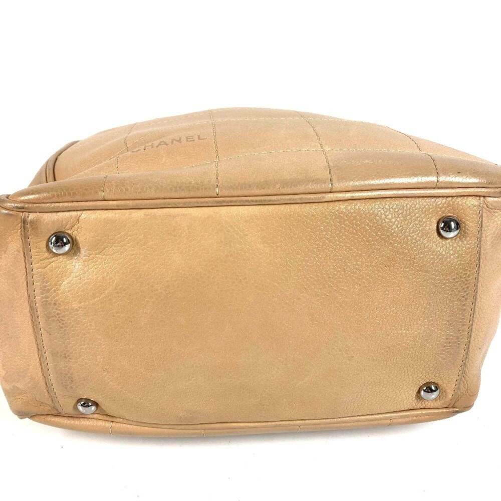 CHANEL Cream Caviar Leather Logo Shoulder Bag - Picture 6 of 15